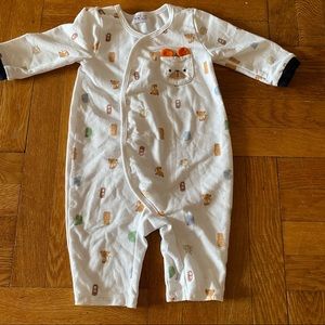 Pajamas long sleeve bear and animals size 12-18 months